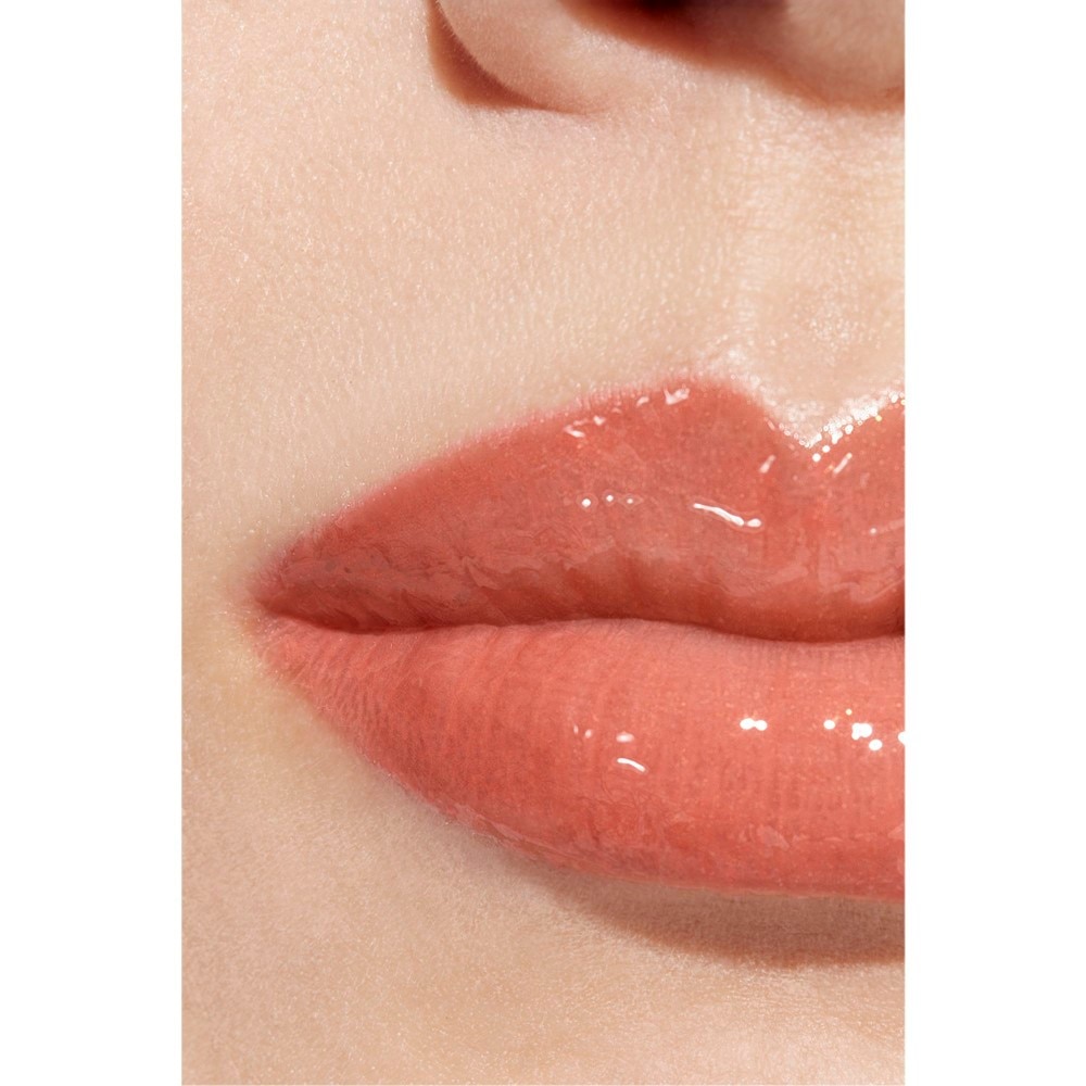 BRILLO DE LABIOS INTENSO HIDRATANTE Y ALISANTE